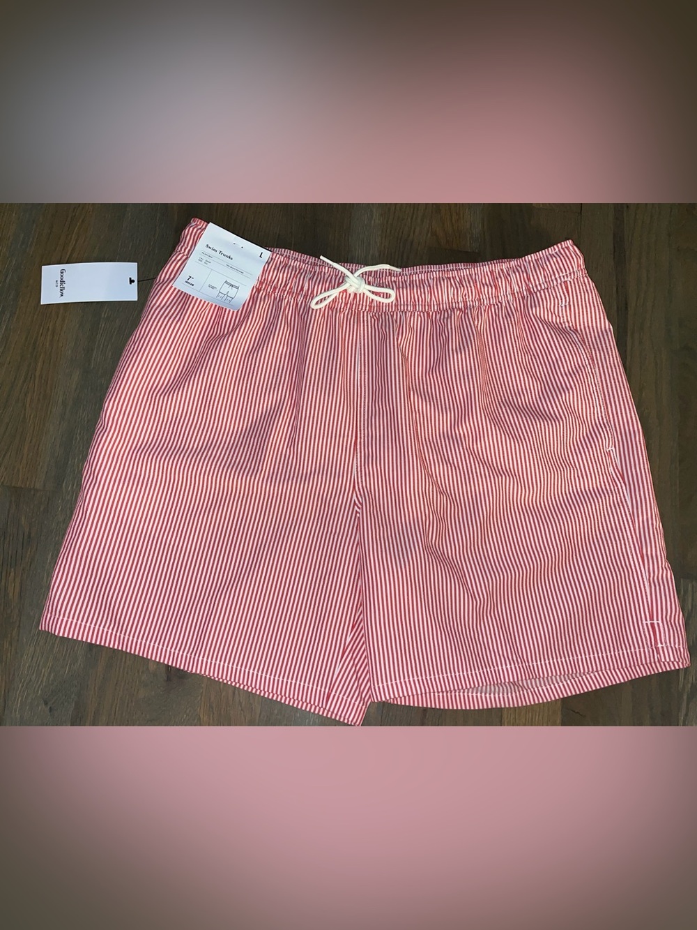 NWT Goodfellow & Co Men’s Red White Striped 7” Swim Trunks Size Large